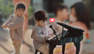 Mới 2 tuổi đã tập tành đàn hát, Bo Thúi hứa hẹn nối nghiệp mẹ Hòa