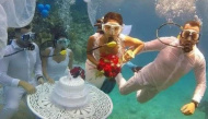 Đám cưới có 1-0-2 được tổ chức dưới đại dương: "Chỉ cần em thích"