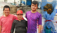 Người mẹ nhặt rác nuôi con trai đậu thủ khoa: Con là niềm tự hào