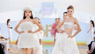 Dàn mỹ nhân đổ bộ thảm đỏ Vietnam Fashion Fest 8