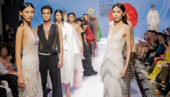 Aquafina Tuần lễ Thời trang Quốc tế Việt Nam Xuân Hè 2025 khởi động