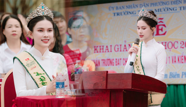 Á hậu Linh Đan về thăm trường cũ, trao quà cho đàn em ngày khai giảng