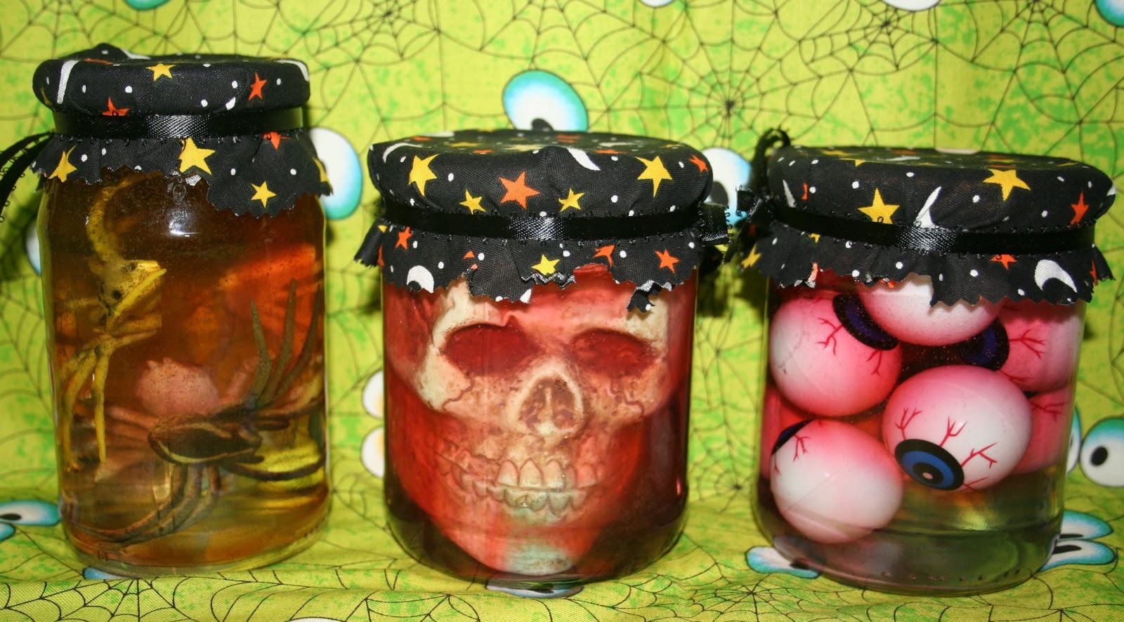 9 ý tưởng trang trí Halloween cho lớp học siêu chất, siêu độc