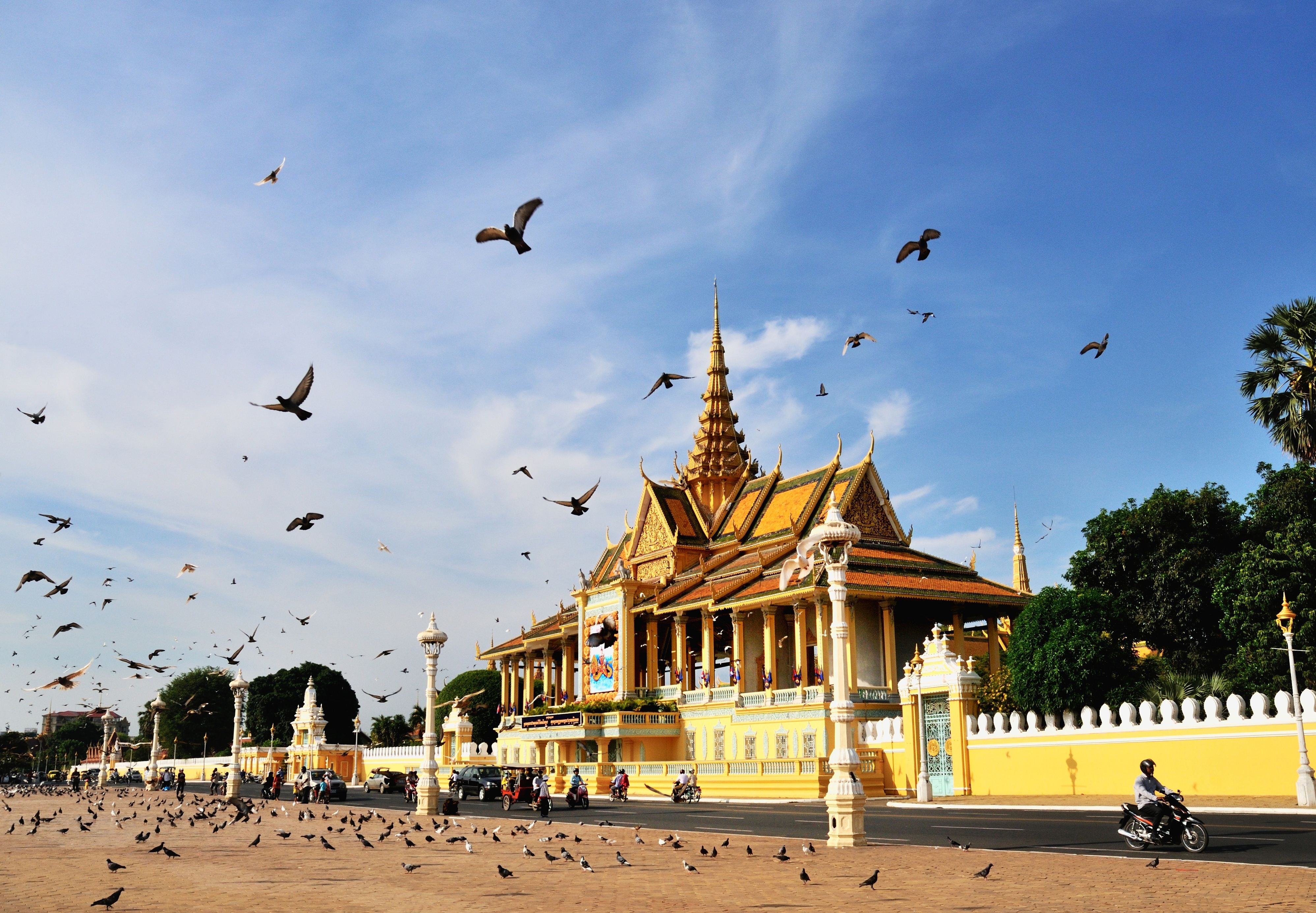Kinh nghiệm phượt Phnom Penh từ A tới Z chỉ 1,5 triệu đồng