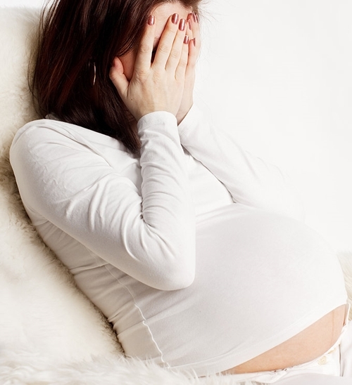 Cảnh báo: Những ảnh hưởng xấu tới thai nhi nếu bà bầu thường xuyên khóc trong thai kỳ - ảnh 2