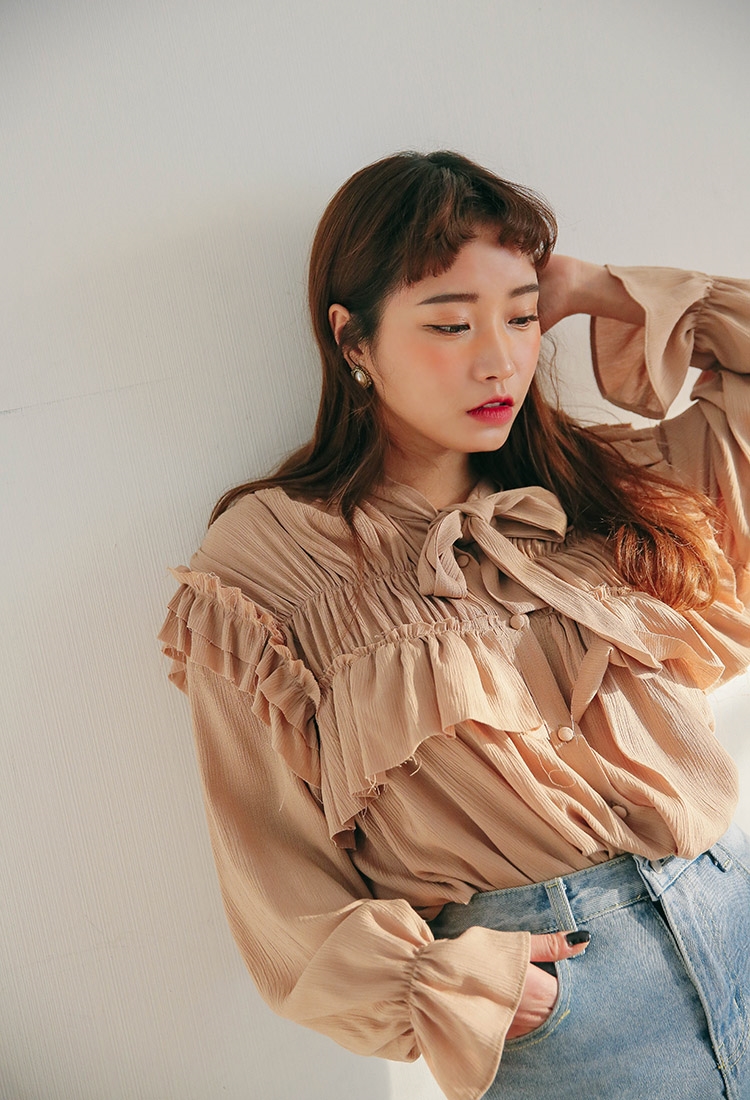Những Kiểu Áo Nhìn Phát Yêu Ngay Dành Riêng Cho Nàng 'Chuẩn Bánh Bèo'