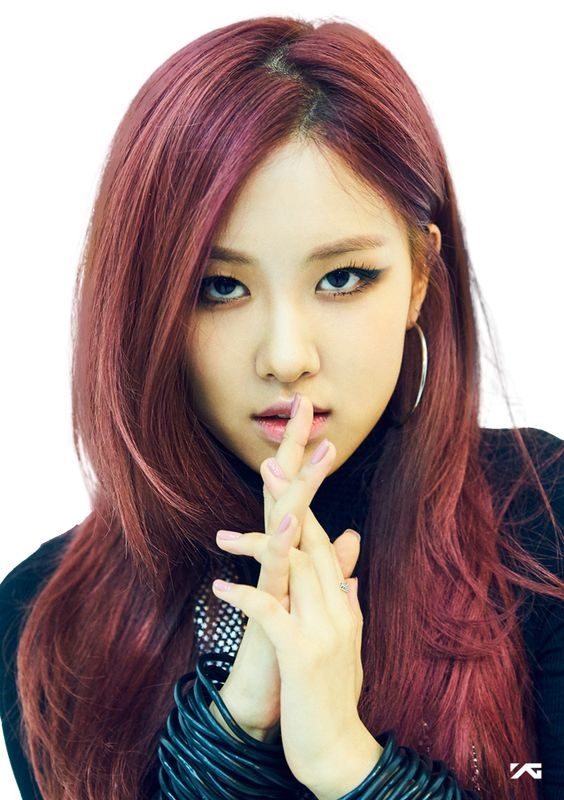 bestie idol nu co ban tay dep