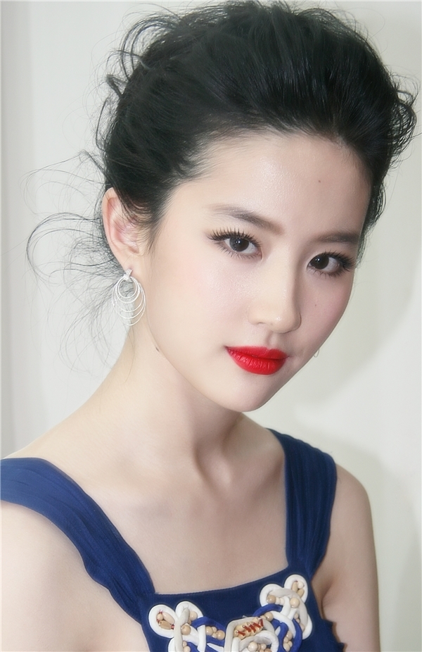 bestie my nhan Hoa ngu