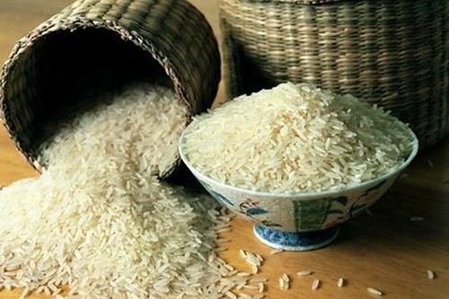 cách đặt hủ gạo trong nhà