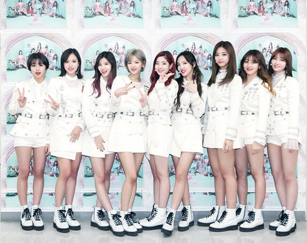 bestie nhom nhac nu co chan dep deu nhat