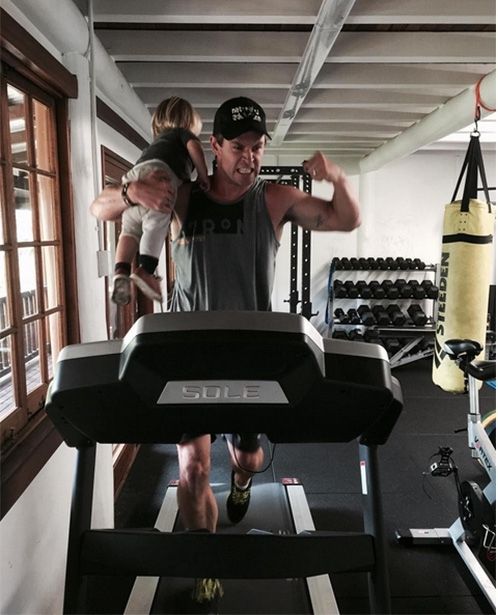 bestie chris hemsworth