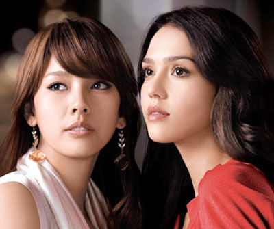 bestie khi my nhan chau a doc sac ben nguoi dep phuong tay