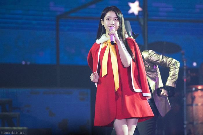 besite IU xinh dep nhu thien than trong truyen tranh