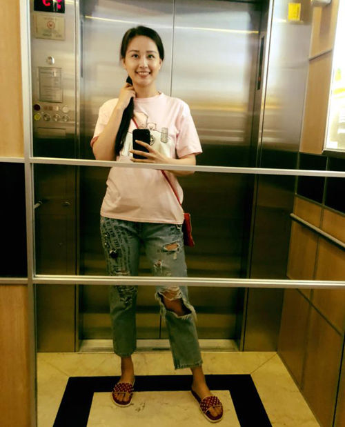 bestie khi sao viet bat chap chi tien trieu tien ty cho hang hieu nhung van kem sang