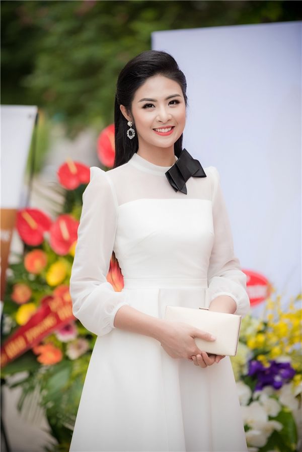 bestie nhin lai anh thuo chua lot xac sao viet chi muon giau nhem di