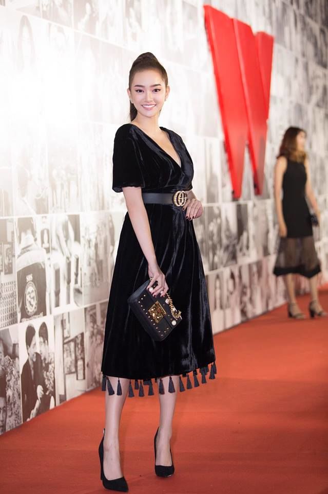 Bestie - Phat ngat voii phong cach thoi trang cua nhung cô nang "nam lun" trong showbiz
