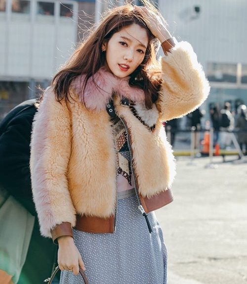 bestie thoi trang sao han tham do nuoc ngoai