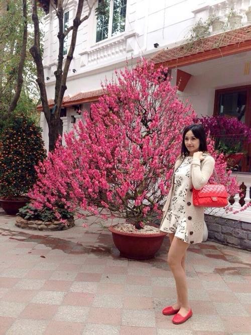 bestie sao viet dien hang hieu kem sang