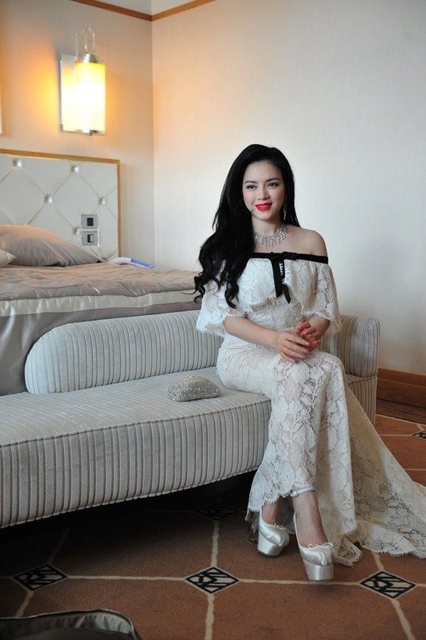 Bestie - Nhin my nhan Viet dien giàay "ca kheo" thi se bi dau tim mat thoi