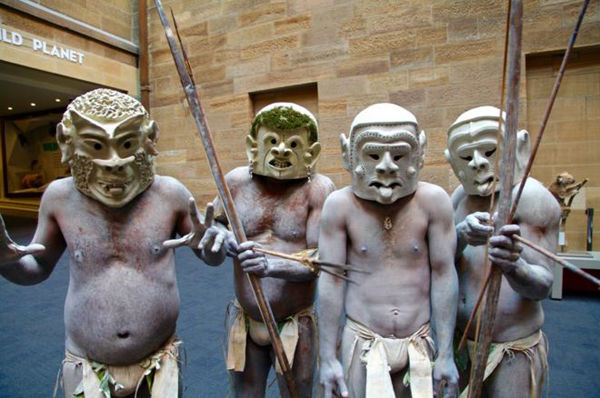 bestie những bộ lạc có tập tục cực kì kinh dị và ớn lạnh ở Papua New Guinea 