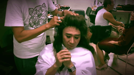 Những kiểu tóc chất chơi của sao Việt sau hậu trường
