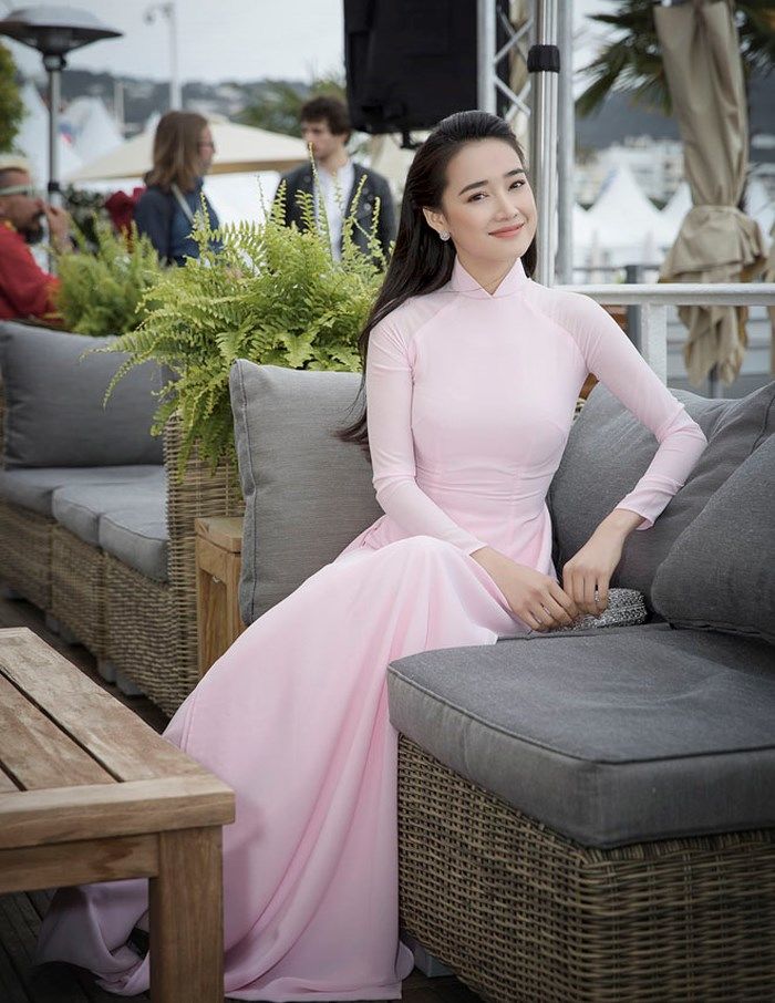 Những lần sao Việt diện áo dài trên thảm đỏ sự kiện quốc tế