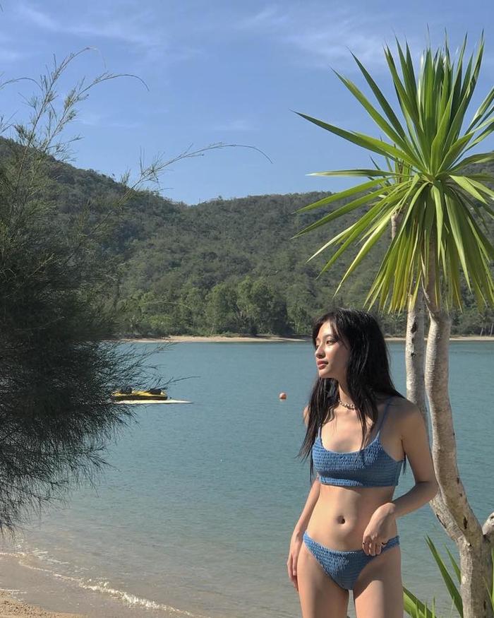 Những người đẹp Việt đã chứng minh dù ngực lép thì vẫn gợi cảm