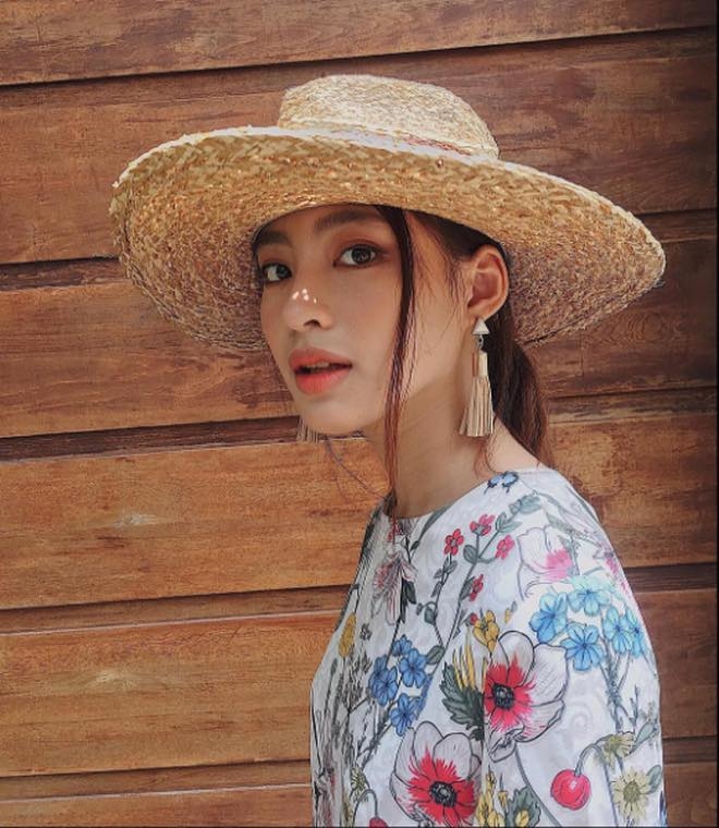Những người đẹp Việt đã chứng minh dù ngực lép thì vẫn gợi cảm