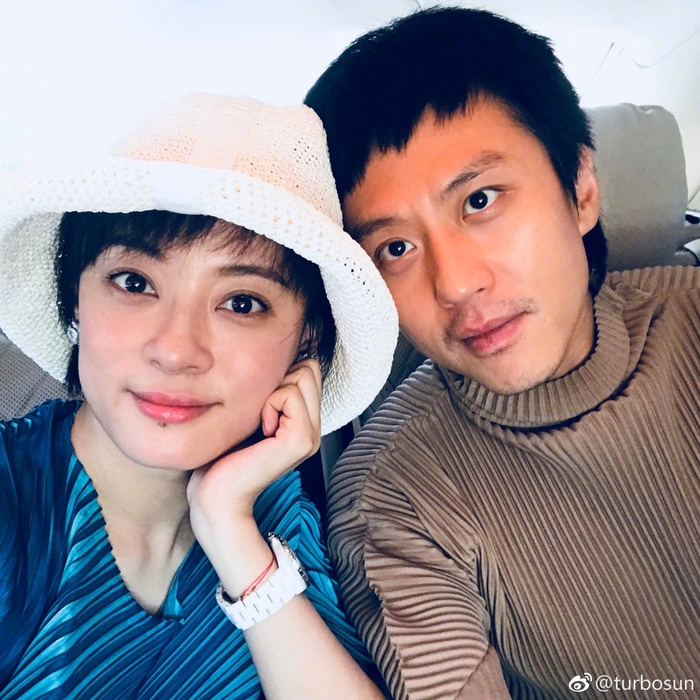 Mỹ nhân thừa nhận thẩm mỹ đẹp tự nhiên, kẻ chối bỏ lại để lộ di chứng