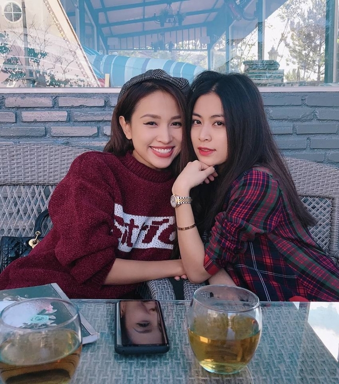 Muôn kiểu tình bạn trong showbiz Việt 