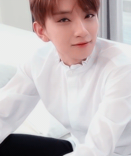 3 idol sở hữu khóe mắt đẹp nhất Kpop khiên dân mạng chú ý