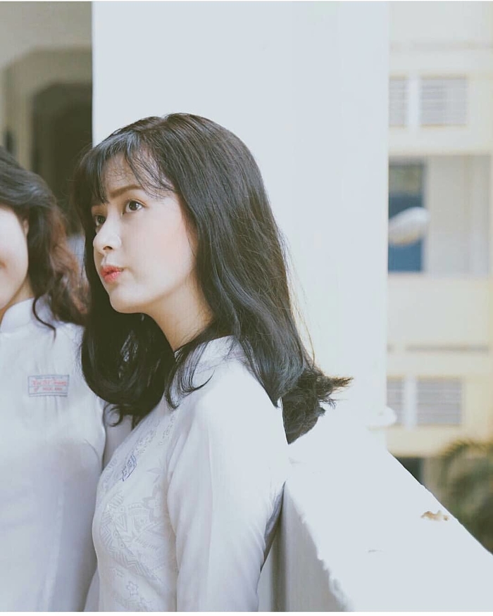 Cùng ngắm những hình ảnh đẹp tinh khôi của nữ sinh Việt trong tà áo dà