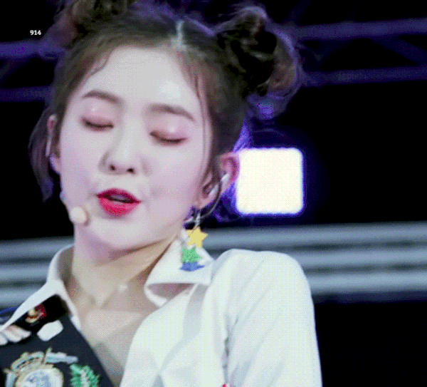 Irene được netizen khen xinh đẹp rạng ngời dù mồ hôi nhễ nhại