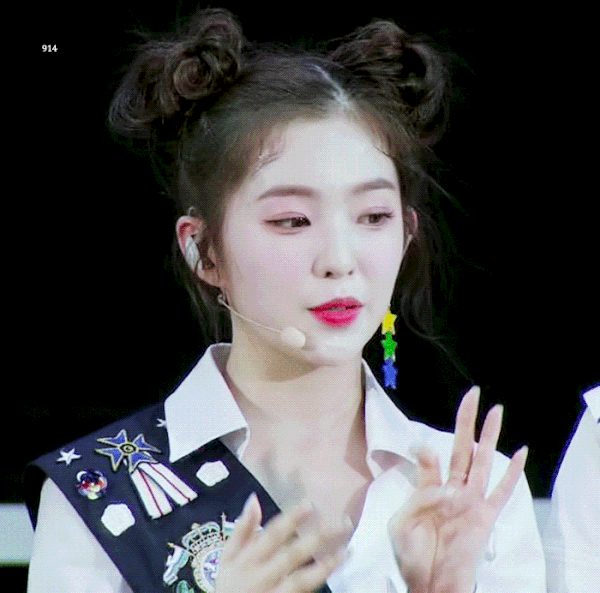 Irene được netizen khen xinh đẹp rạng ngời dù mồ hôi nhễ nhại