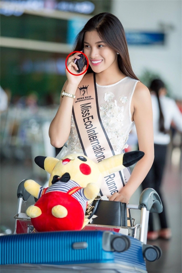 Nhung bi mat cuc hay ho ma fan phat hien tu nhung tam hinh selfie cua sao