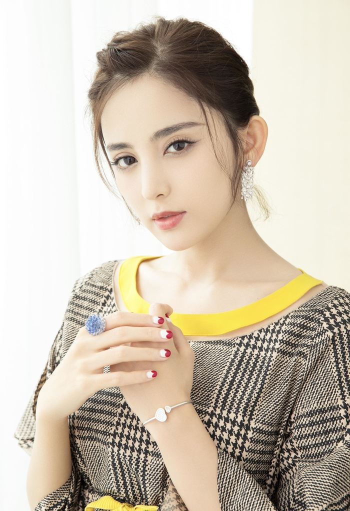 Phạm Băng Băng bị loại khỏi top 7 nữ diễn viên đẹp nhất Cbiz