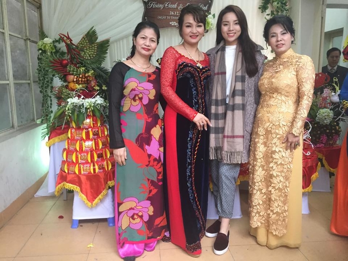 Trang phục sao Việt xấu - đẹp khi dự đám cưới người thân