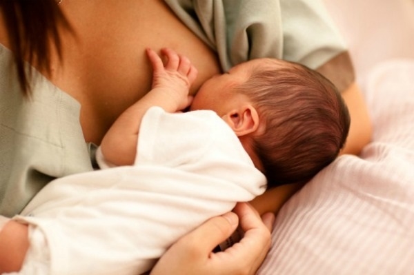 6 cách giúp mẹ phòng ngừa bệnh vặt cho bé mới sinh