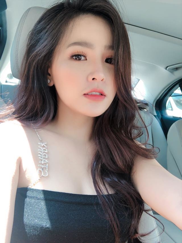 Thánh nữ Mì gõ xuất hiện đẩy đà, Quốc Thiên né ống kính sau PTTM