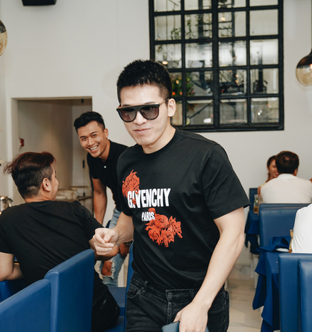 Thánh nữ Mì gõ xuất hiện đẩy đà, Quốc Thiên né ống kính sau PTTM