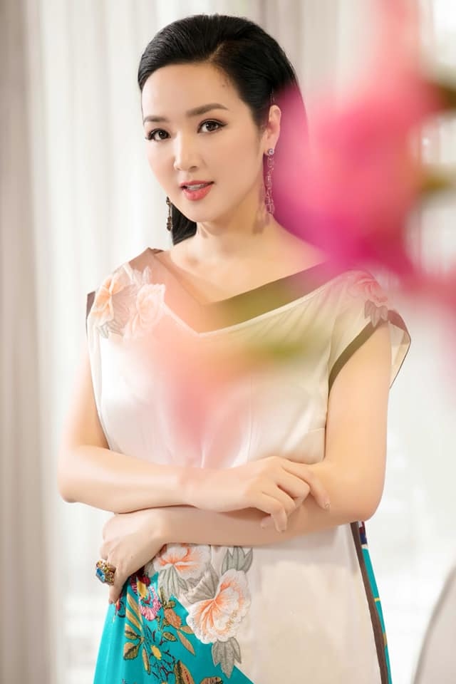Đẳng cấp nhan sắc của dàn mỹ nhân U50-60 đình đám Vbiz