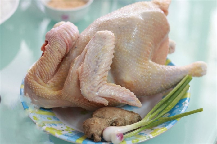 Bí quyết để có món gà luộc mềm ngon lại ngọt thịt