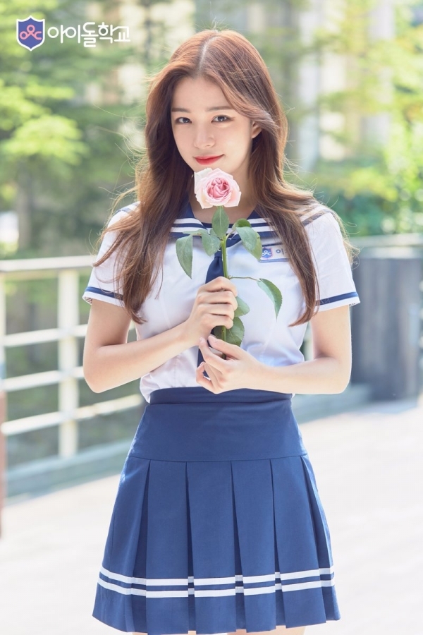 Cách xử lý sự cố váy áo của idol nữ Kpop ngay trên sân khấu