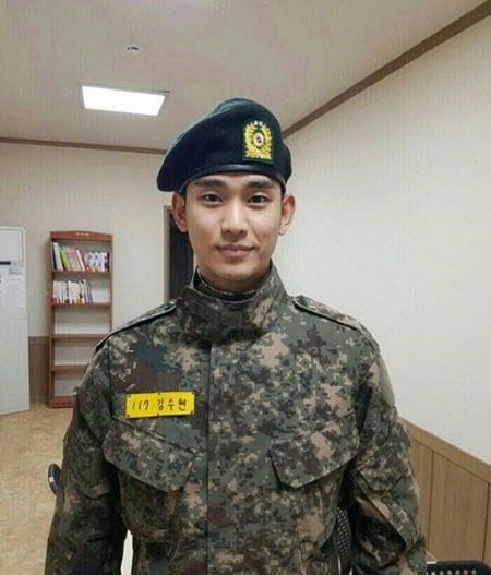 Fangirl đổ đứ đừ trước loạt ảnh tại ngũ đẹp xuất chúng của sao nam Hàn