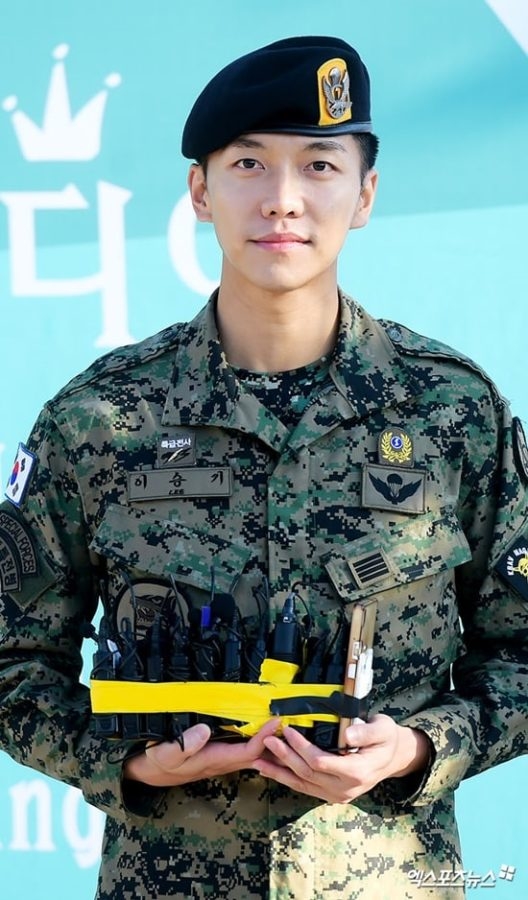 Fangirl đổ đứ đừ trước loạt ảnh tại ngũ đẹp xuất chúng của sao nam Hàn