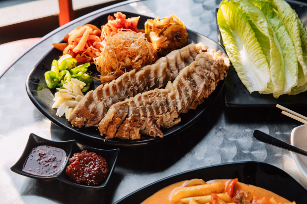 Học lỏm' bí kíp này của người Hàn để món thịt luộc ngon hơn