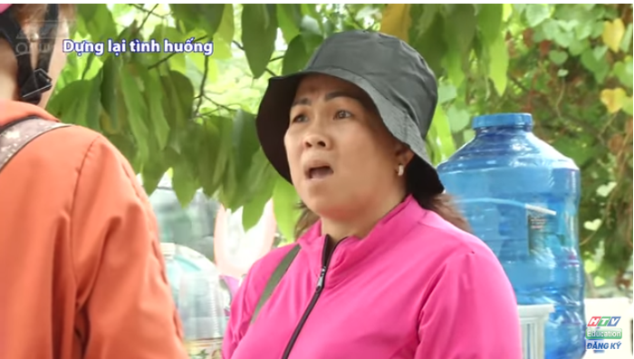 Uống nước mua ven đường cô gái xây xẩm mặt mày, mất hết tài sản