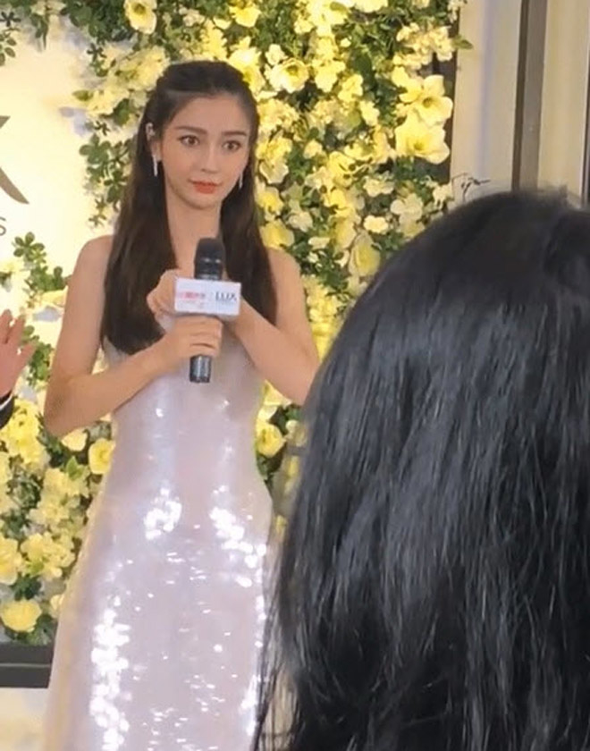 Những mỹ nhân Hoa ngữ thường lộ diện với thân hình gầy trơ xương