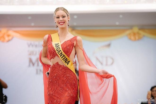 Những thí sinh kém sắc tại Hoa hậu Hòa bình Quốc tế 2018