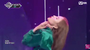 Mốt tóc lấp lánh được loạt idol nữ Kpop lăng xê